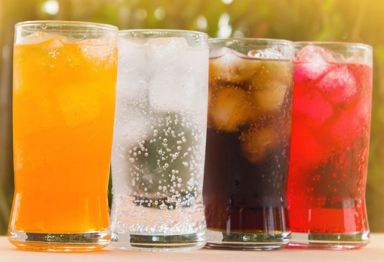 Carbonated drinks are the life of all the parties, aren’t they? But what do they exactly do once they’re inside your body? They interfere with your insulin production, which increases the blood sugar level which then interferes with your circulation and causes hair fall.